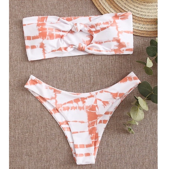 Bathing suit - Picture 1 of 2